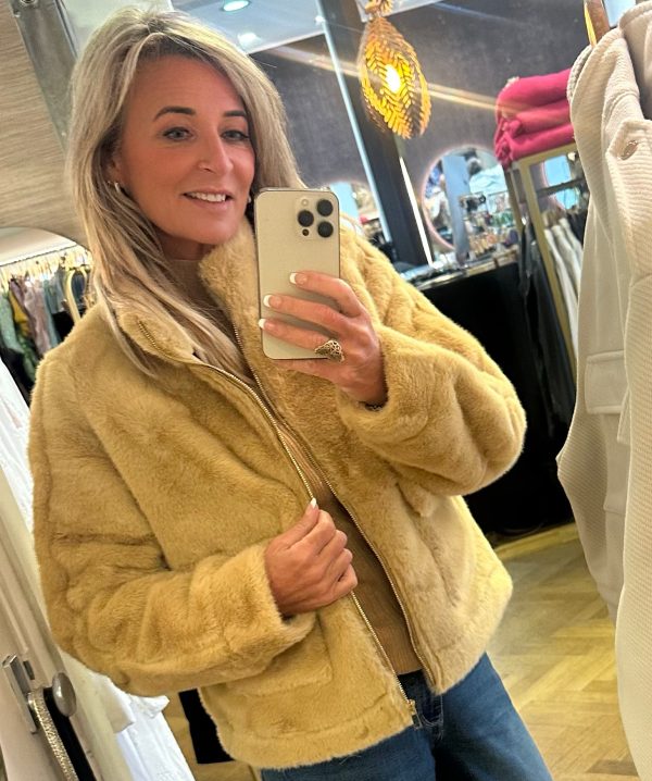 Tramontana fake fur jacket soft